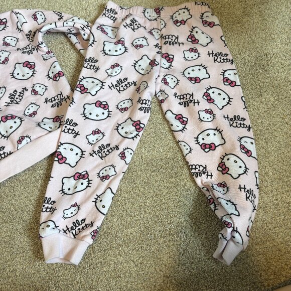 Hello kitty Girl Sweat Matching Lounge Set Pink size 4T - Picture 3 of 11